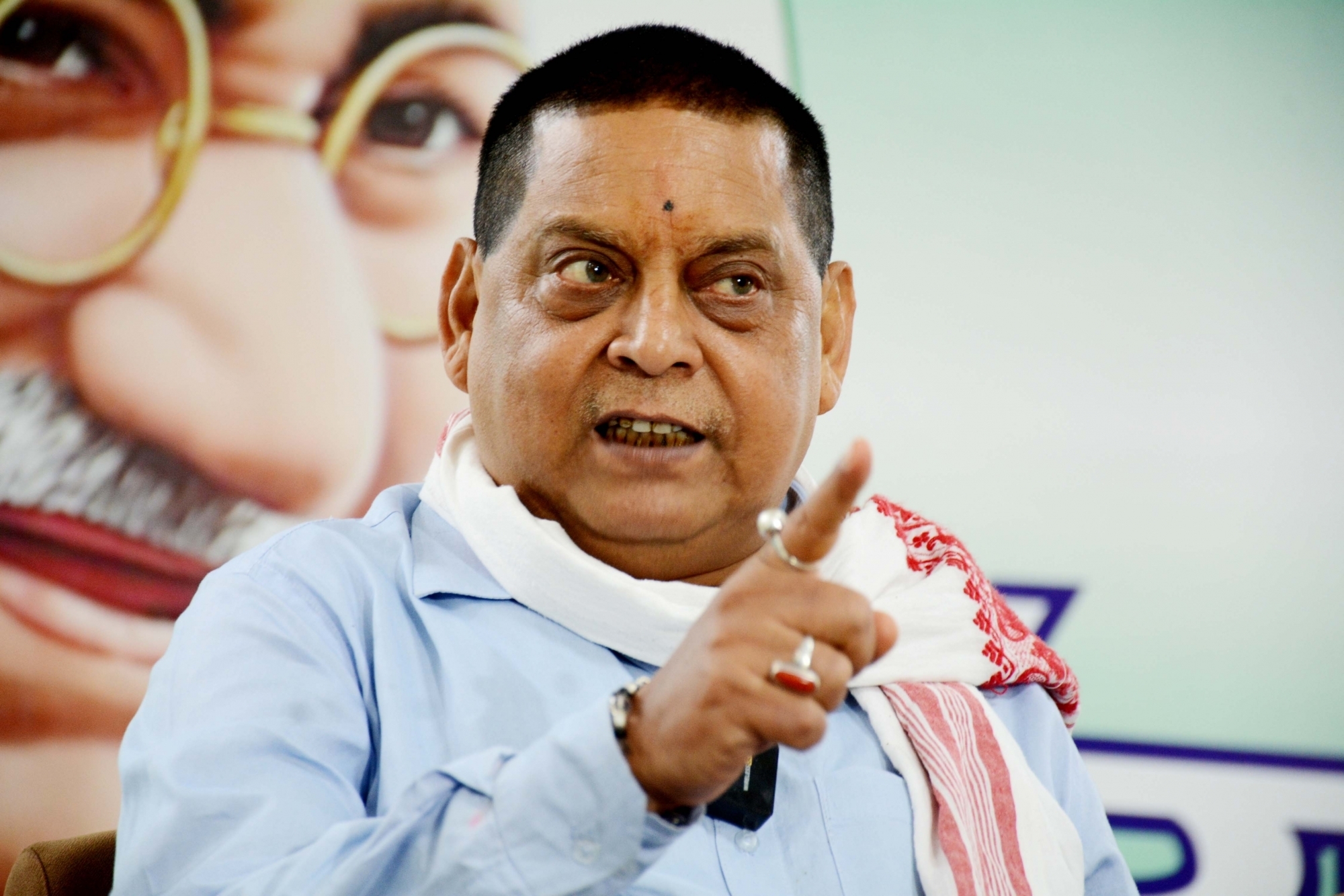 जदयू और हिंदुस्तानी आवाम मोर्चा ने लालू यादव के तेजप्रताप के खिलाफ लिए गए एक्शन को बताया सिर्फ ‘आई वॉश’