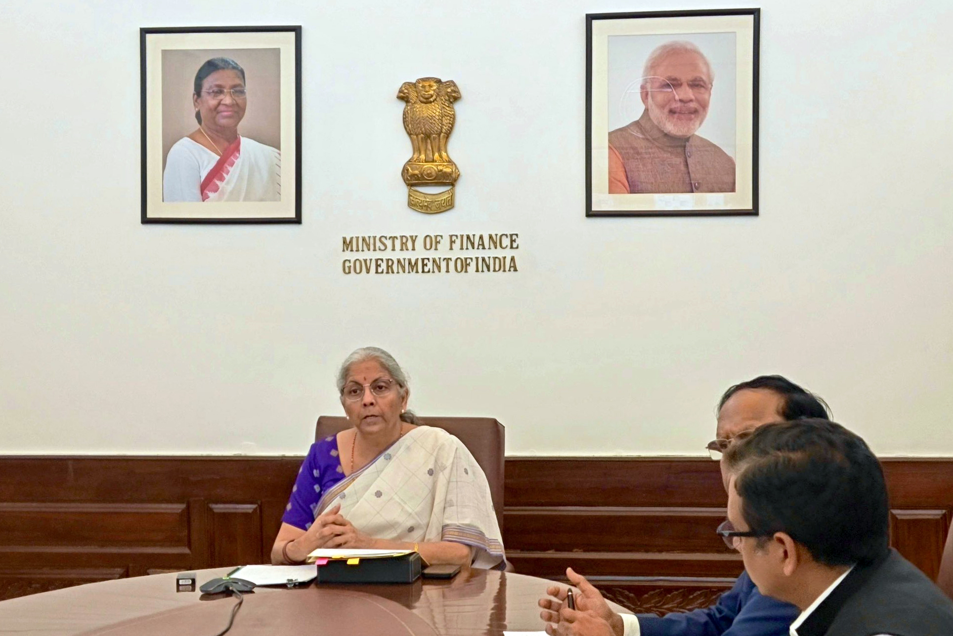 डीबीटी, जनधन जैसी योजनाओं ने भारत में सरकारी स्कीमों को लोगों तक पहुंचाने में लाई क्रांति : वित्त मंत्री